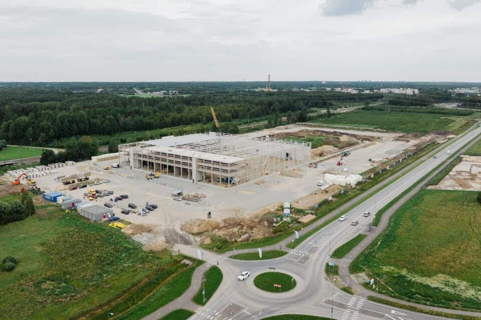 Uus logistikakeskus Laagris, Gate Tallinn äripargis valmib 2025. aasta kevadel ning sinna tuleb lisaks 17 900 m2 suurusele logistikakeskusele ka Rimi 4000 m2 peakontor ja 2300 m2 keskköök.