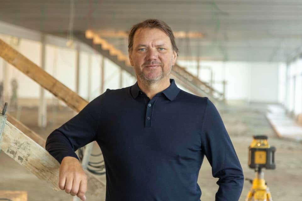 Tarmo Küla Iru Ärimaja ehitusel.