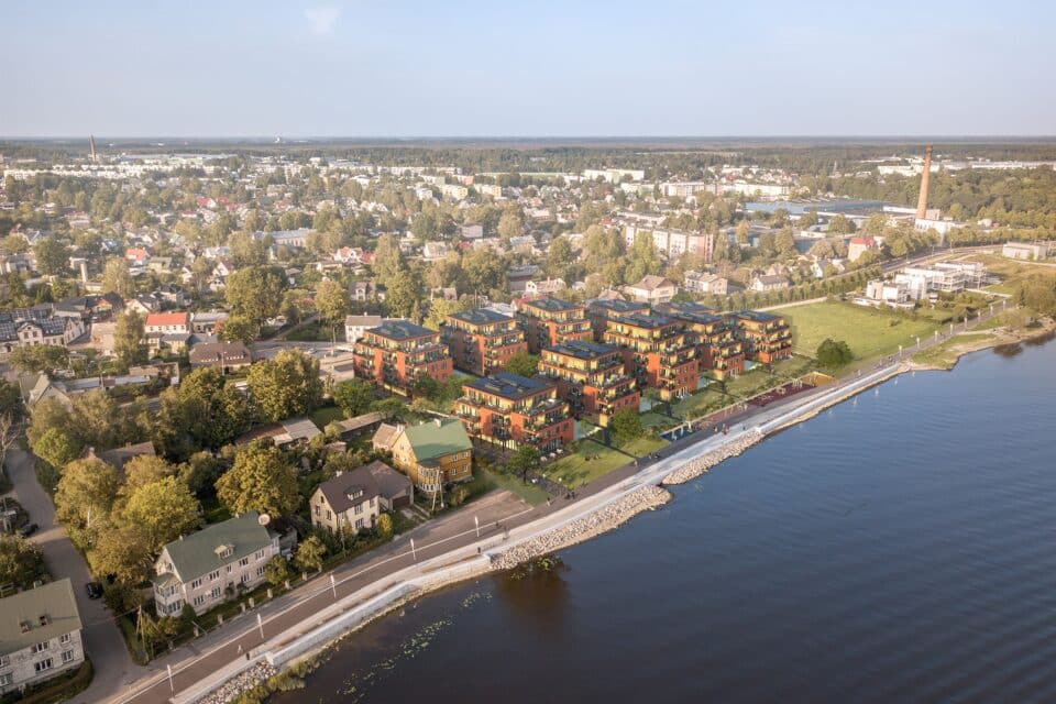 Nordecon alustas Pärnu jõe kaldale kümne majaga kvartali ehitust. Esialgu ehitatakse valmis kaks maja.