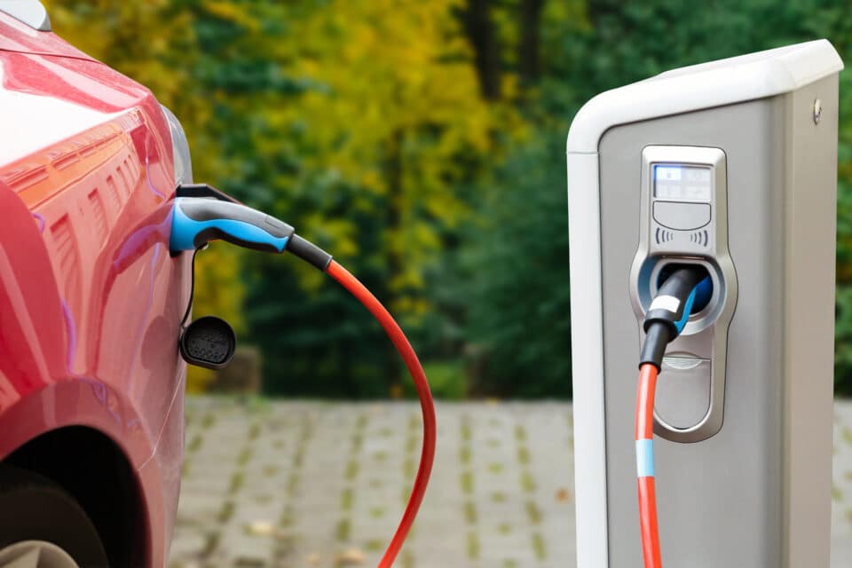 Millised kokkulepped on vajalikud elektrilaadija paigaldamisel ühisomandis olevale kinnistule?