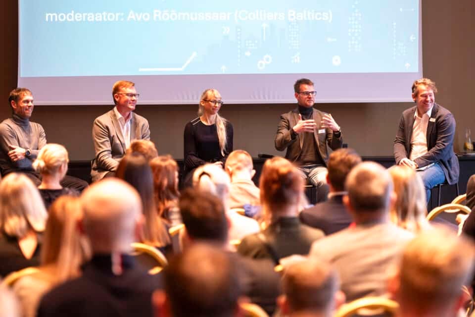 Colliersi korraldatud aastaseminari vestlusring. Vasakult: Tõnu Uustalu (Eften Capital), Martin Otsa (East Capital), Ursel Velve (Mainor Ülemiste), Ero Viik (Swedbank Eesti) ja moderaator Avo Rõõmussaar (Colliers Baltics).