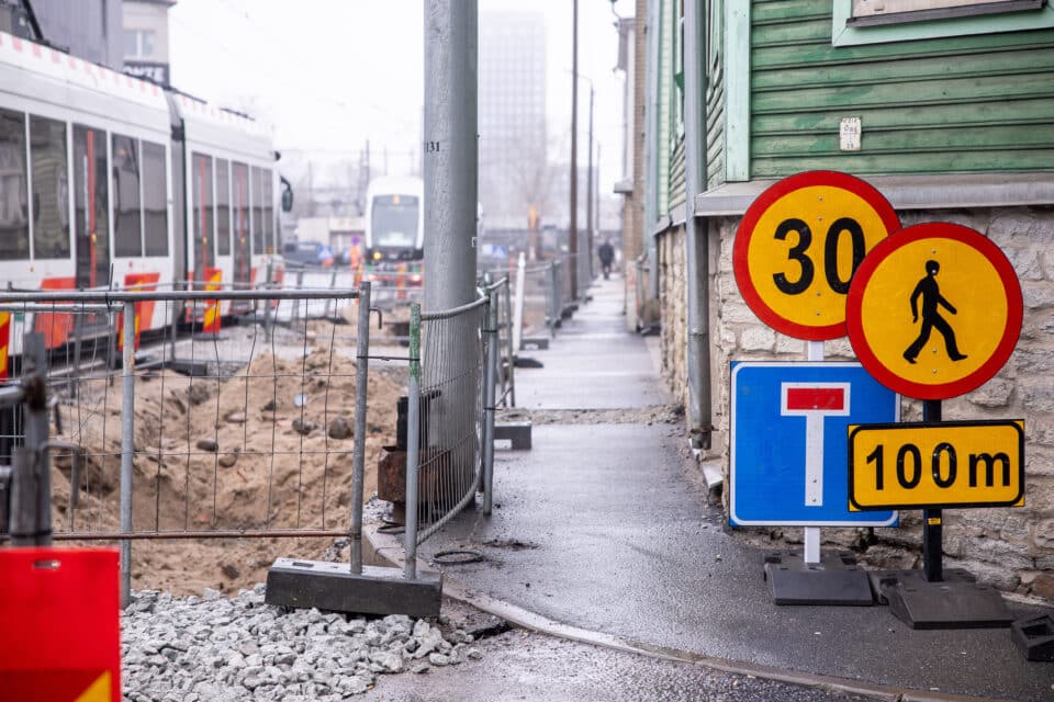 Tallinna abilinnapea Vladimir Sveti sõnul on linna kindel soov eelistada tänavate rekonstrueerimisel ja tehnovõrkude uuendamisel elanike huve arvestavaid, kulusäästlikke ja keskkonnahoidlikke lahendusi.