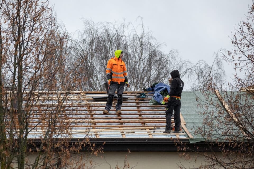 Tänavu märtsi lõpul oli Eestis ehitusvaldkonnas ühtekokku vaid mõnisada vaba töökohta, aga registreeritud ehitusala töötuid peaaegu 6900.