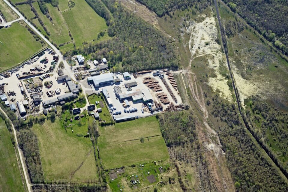 Saanerimismenetlust alustanud majatootjale Insel Mill kuulub kinnistu Saaremaal.