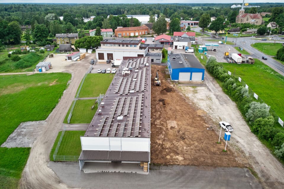 Ehitustööde tulemusena saab tänane ligi 1300-ruutmeetrine tootmishoone 2145-ruutmeetrise juurdeehituse.