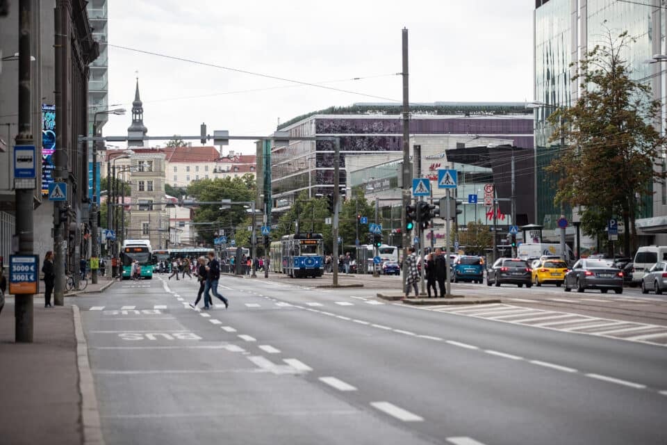 Tänavate kaasajastamisel pannakse Kliimaministeeriumi kinnitusel tulevikus senisest enam rõhku vähemkaitstud liiklejatele ja keskkonnahoidlike liikumisviiside soodustamisele.