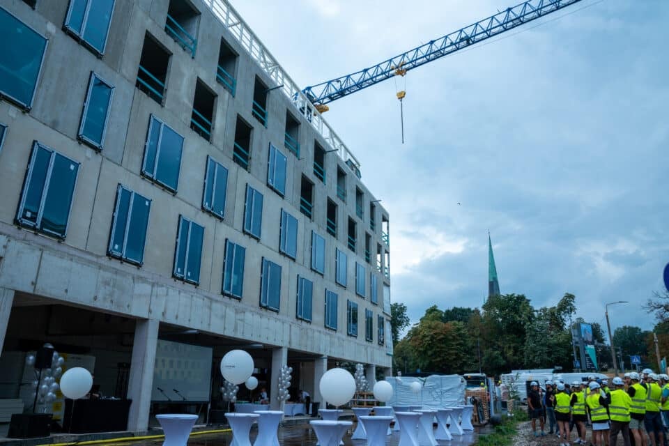 Novotel Livingu sarikapidu.