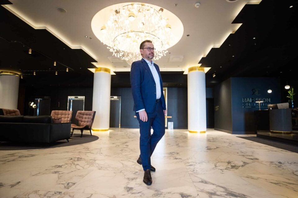 Eften Capitali tegevjuht Viljar Arakas Radisson Collection hotellis, kus toimub ka aktsionäride koosolek.