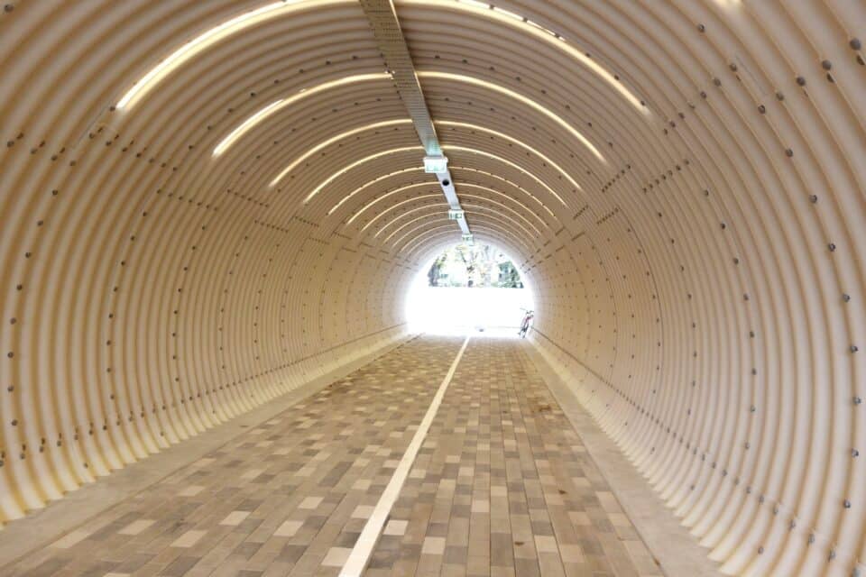 Paldiski maantee ja Tehnika tänava ristmikule rajatud jalakäijate tunnel.