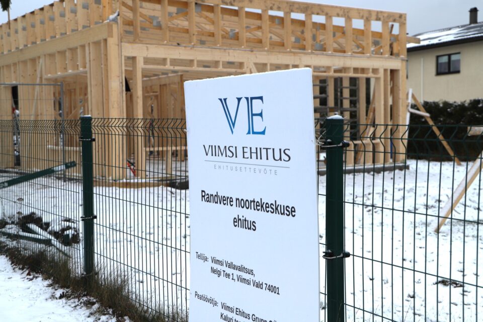 Randvere noortekeskuse ehitus.