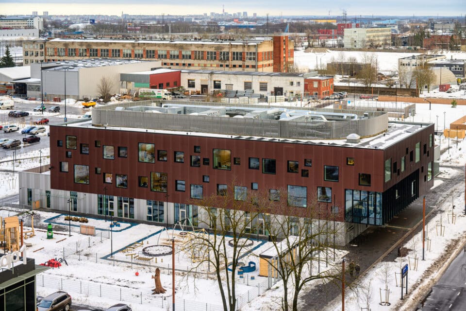 Ülemiste City ärilinnaku uues hariduskompleksis avati kooli- ja kogukonnahoone.