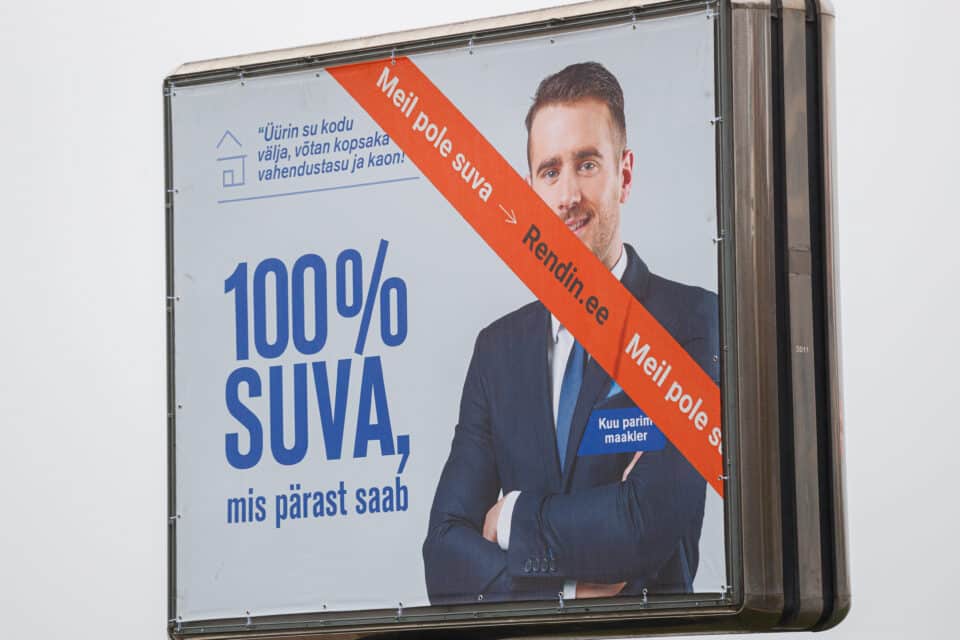 Rendin välireklaam Tallinnas Pirita teel 2022. aasta sügisel.