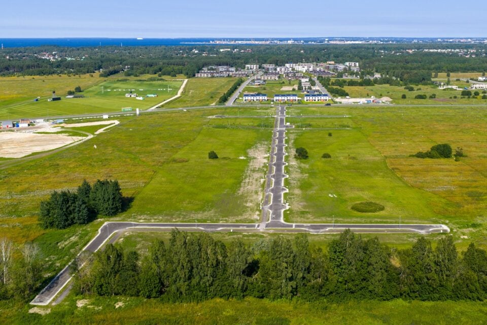 AvalonEstates müüs Tiskreõue neli kinnistut Eco Advice Kinnisvarale, kes ehitab sinna korterelamud.