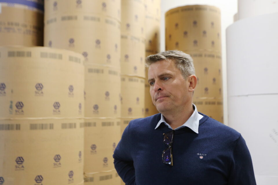 27 aastat Kroonpressi trükikoda juhtinud Andres Kull asus vedama Tartu betoonelementide tootjat.