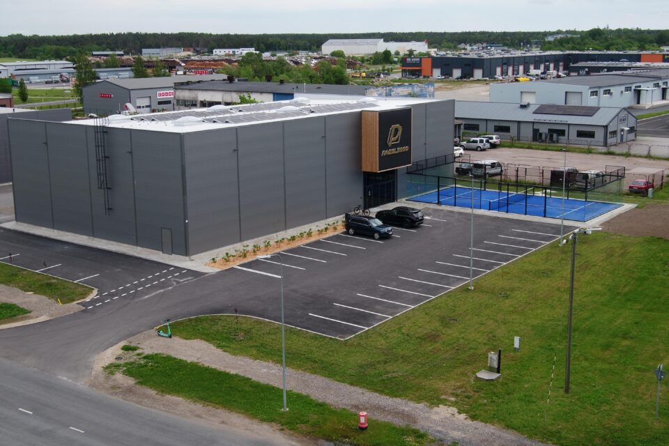 Kuressaare padelihall Padel3000.