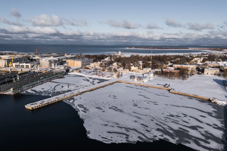 Riigi Kinnisvara katse müüa enampakkumisel Põhja-Tallinnas asuv sadamaala kukkus läbi.