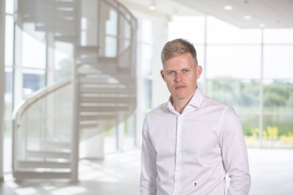 Ott Tänak värskelt soetatud hoones.